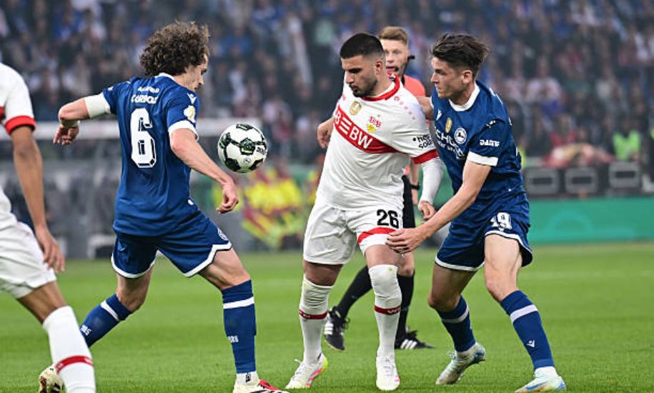 Aufstellungen: Teilnehmer: Arminia Bielefeld Gegen VFB Stuttgart